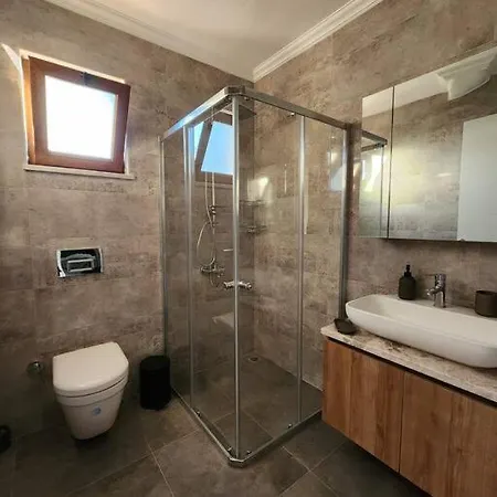 0100 - Villa, Comfy And Peaceful